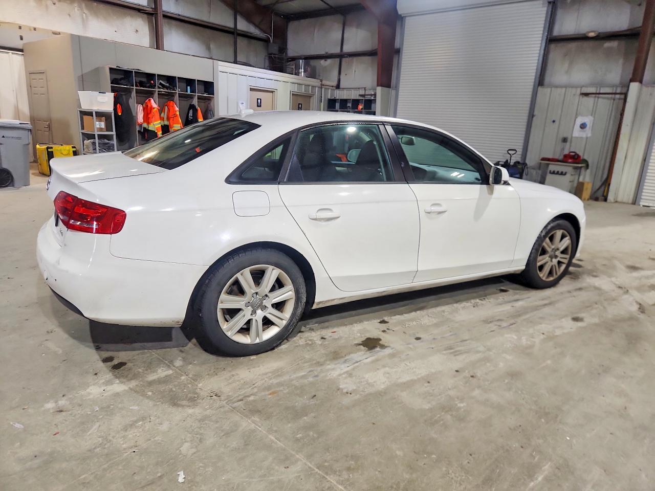 2011 AUDI A4 PREMIUM photo 5
