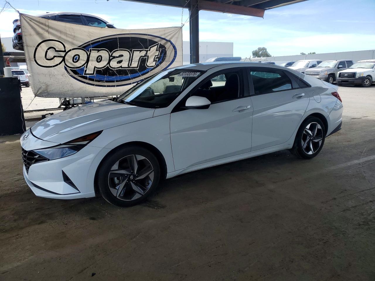 2023 HYUNDAI ELANTRA