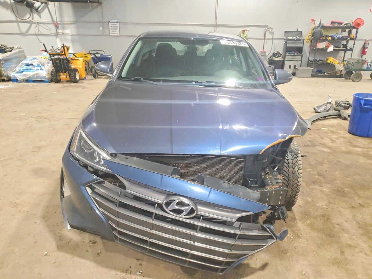 2019 HYUNDAI ELANTRA SE photo 9