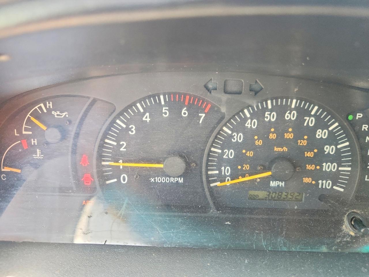 2002 TOYOTA TUNDRA SR5 V8 photo 9