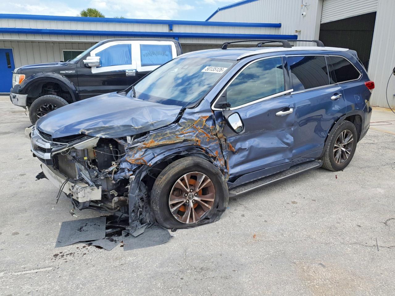 2018 TOYOTA HIGHLANDER