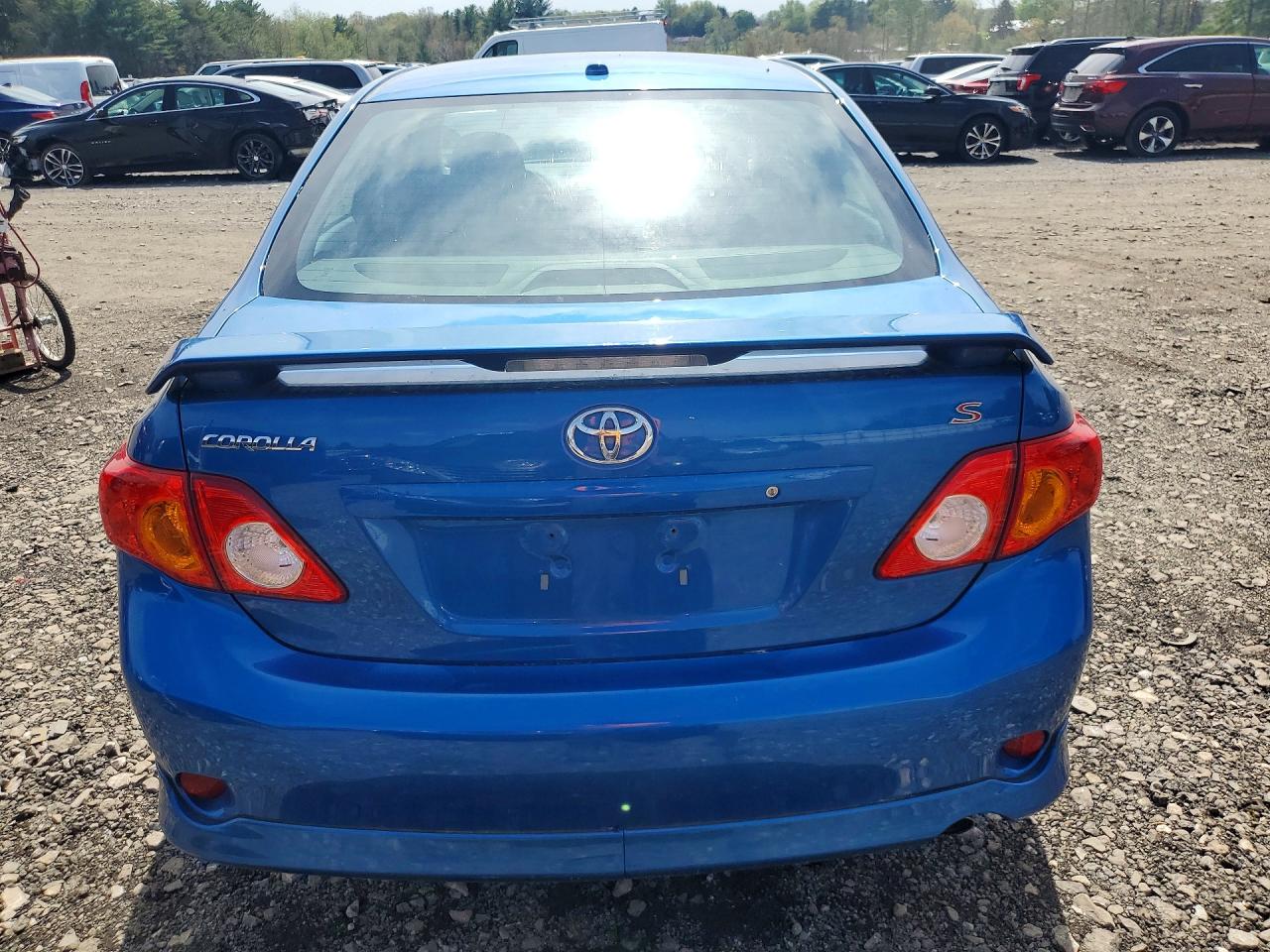 2010 TOYOTA COROLLA S photo 11