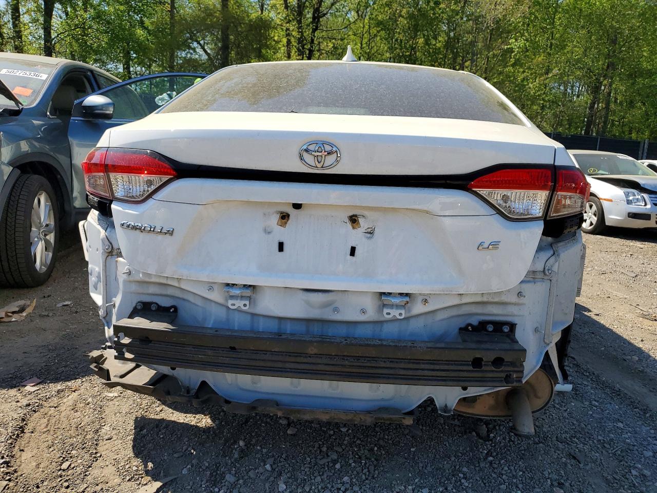 2022 TOYOTA COROLLA LE photo 6