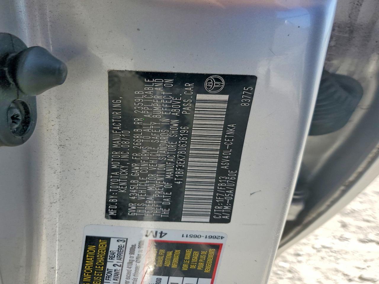 2011 TOYOTA CAMRY LE photo 34