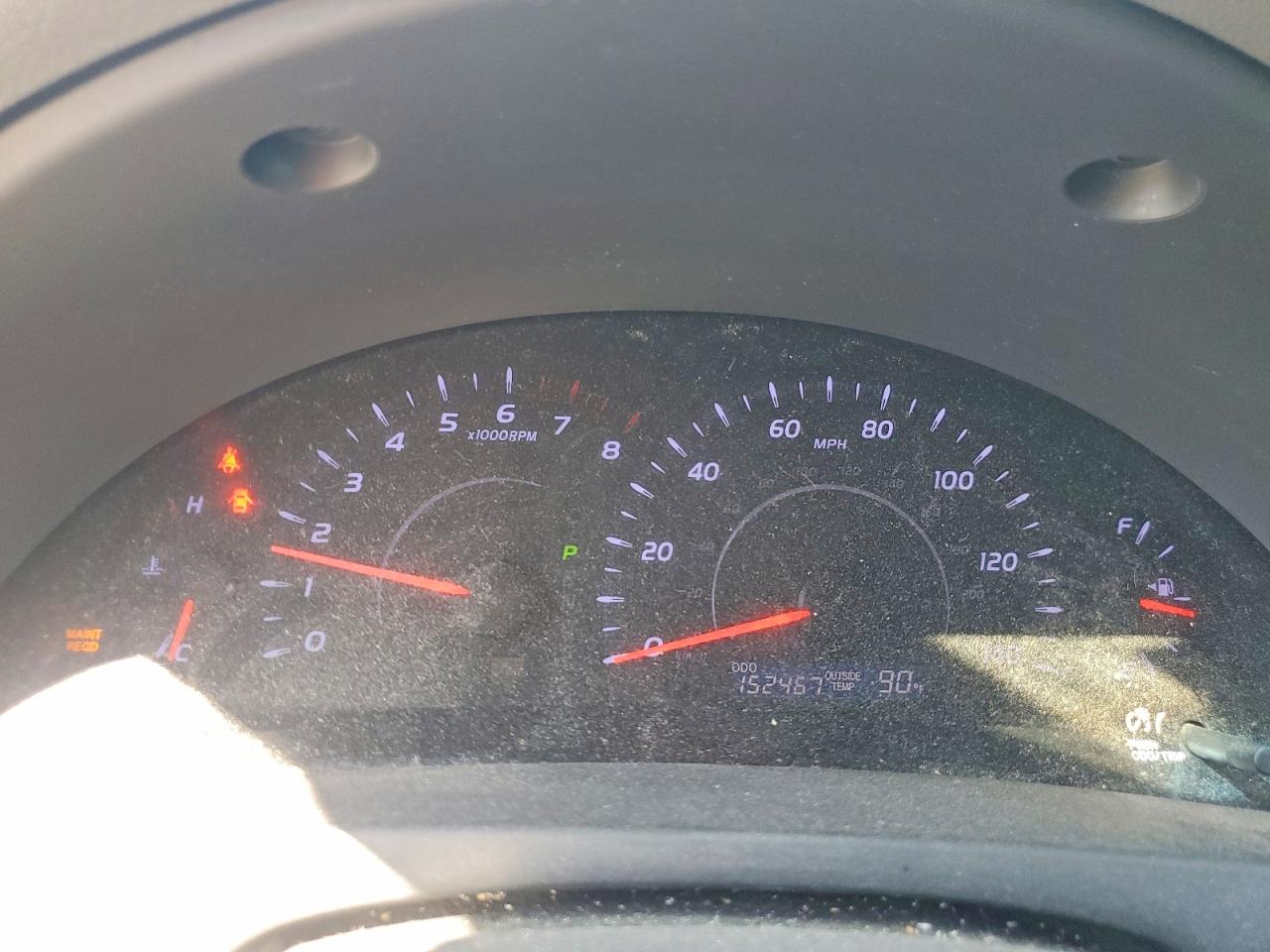 2011 TOYOTA CAMRY LE photo 25