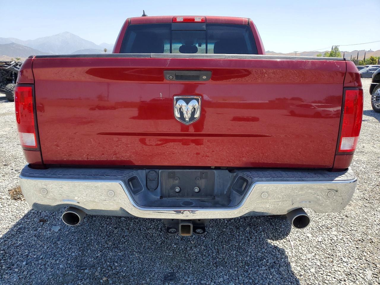 2015 RAM 1500 SLT photo 11
