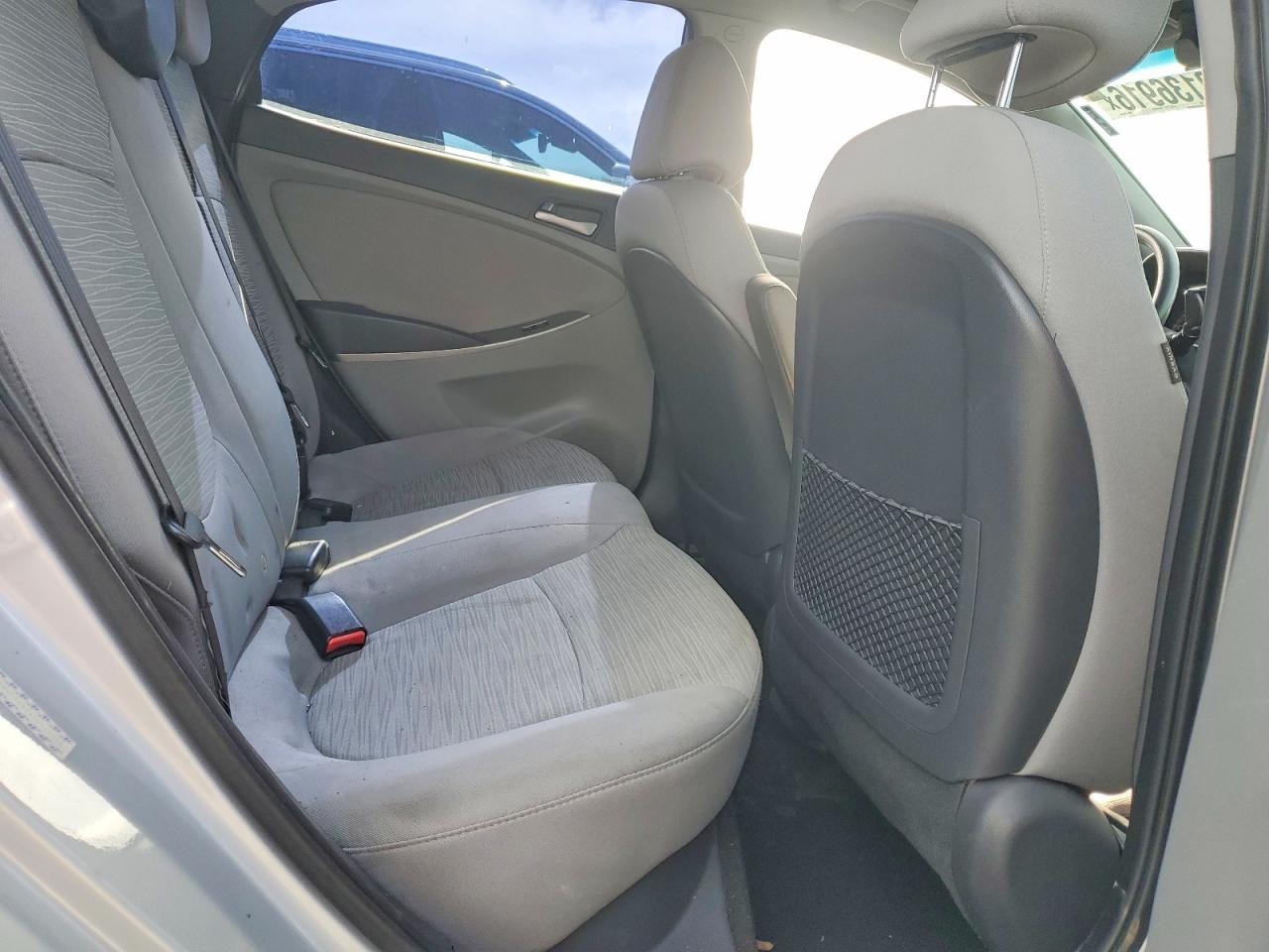 2016 HYUNDAI ACCENT SE photo 19
