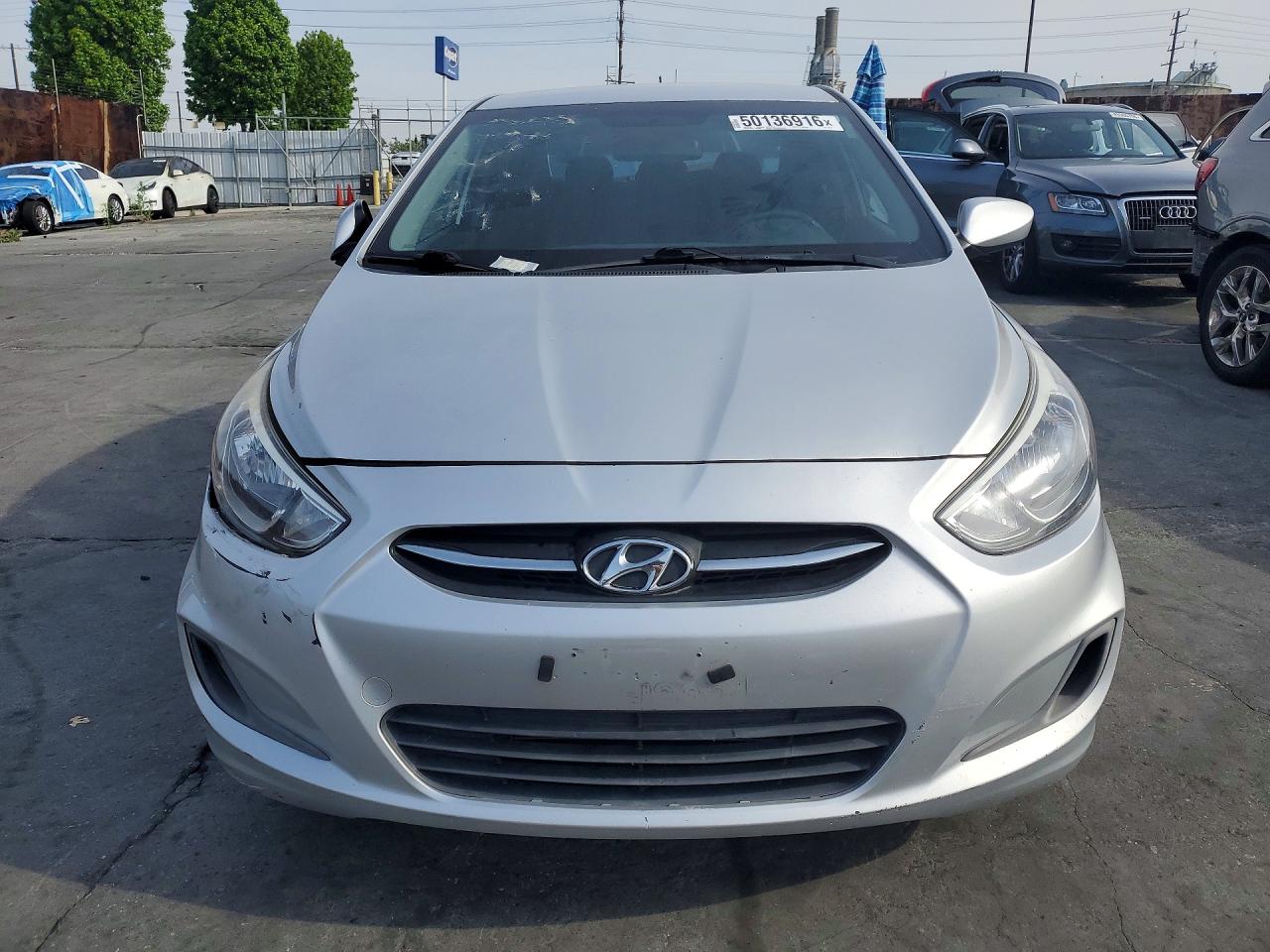 2016 HYUNDAI ACCENT SE photo 9