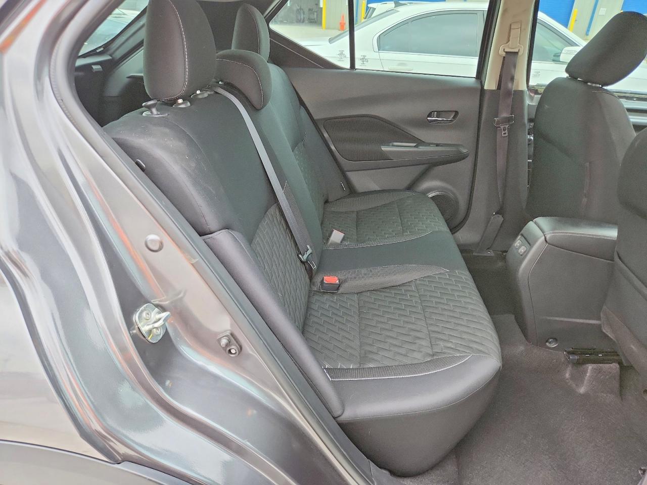 2021 NISSAN KICKS SV photo 21