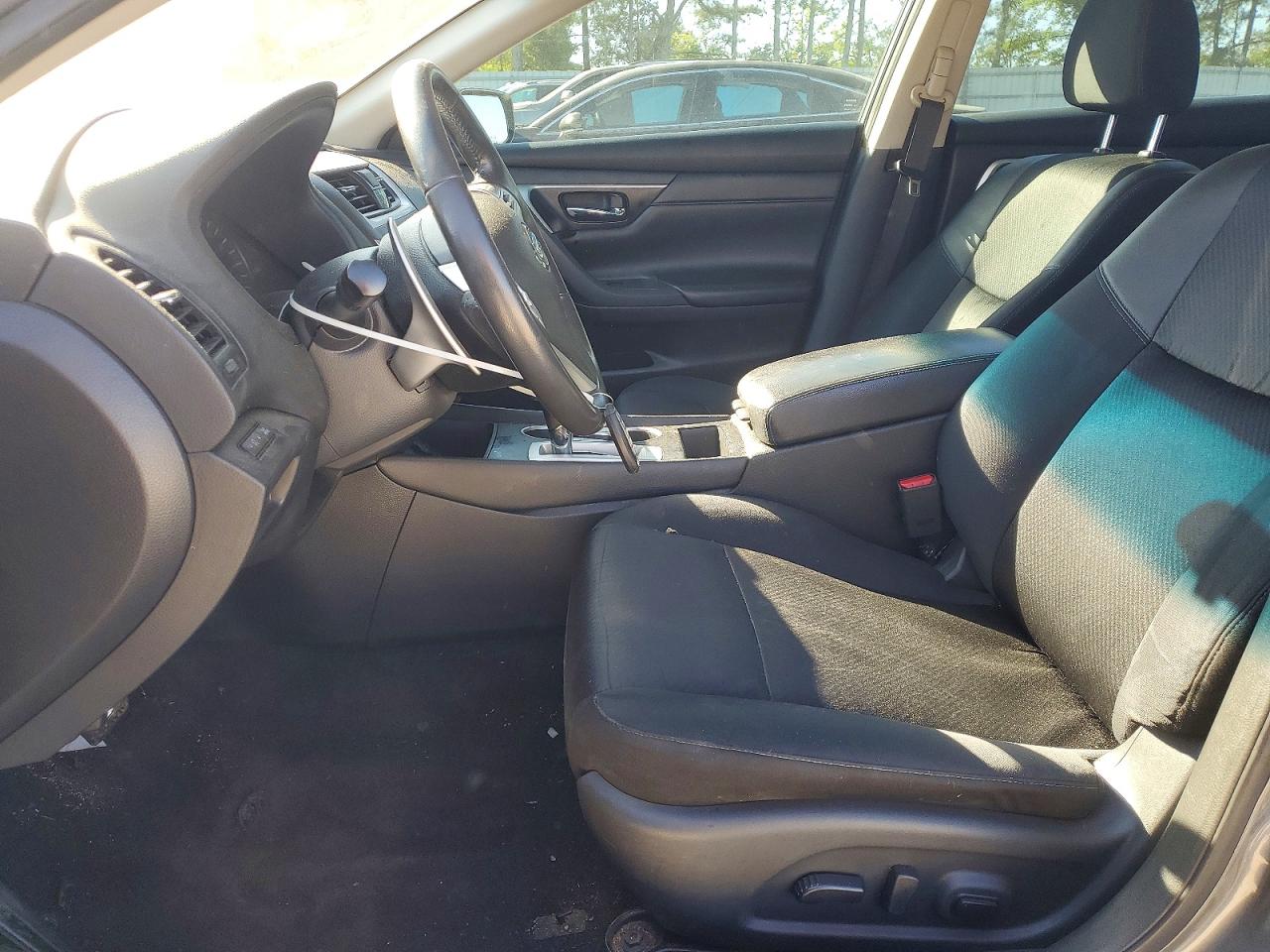 2017 NISSAN ALTIMA 2.5 SR photo 19