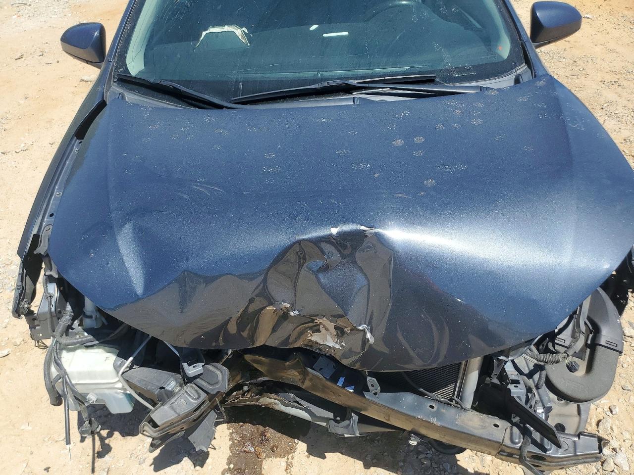 2015 TOYOTA COROLLA L photo 21