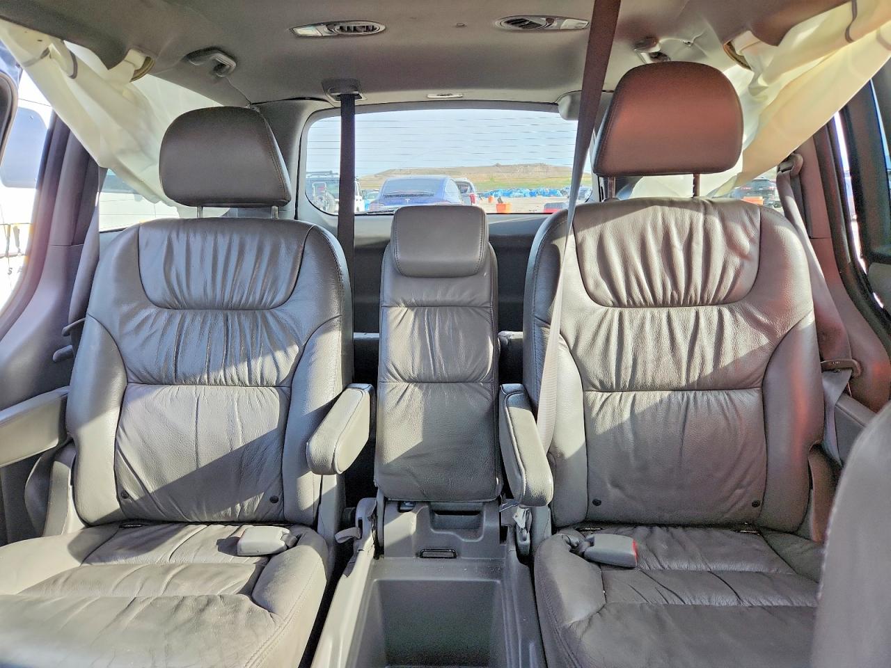 2010 HONDA ODYSSEY EXL photo 28