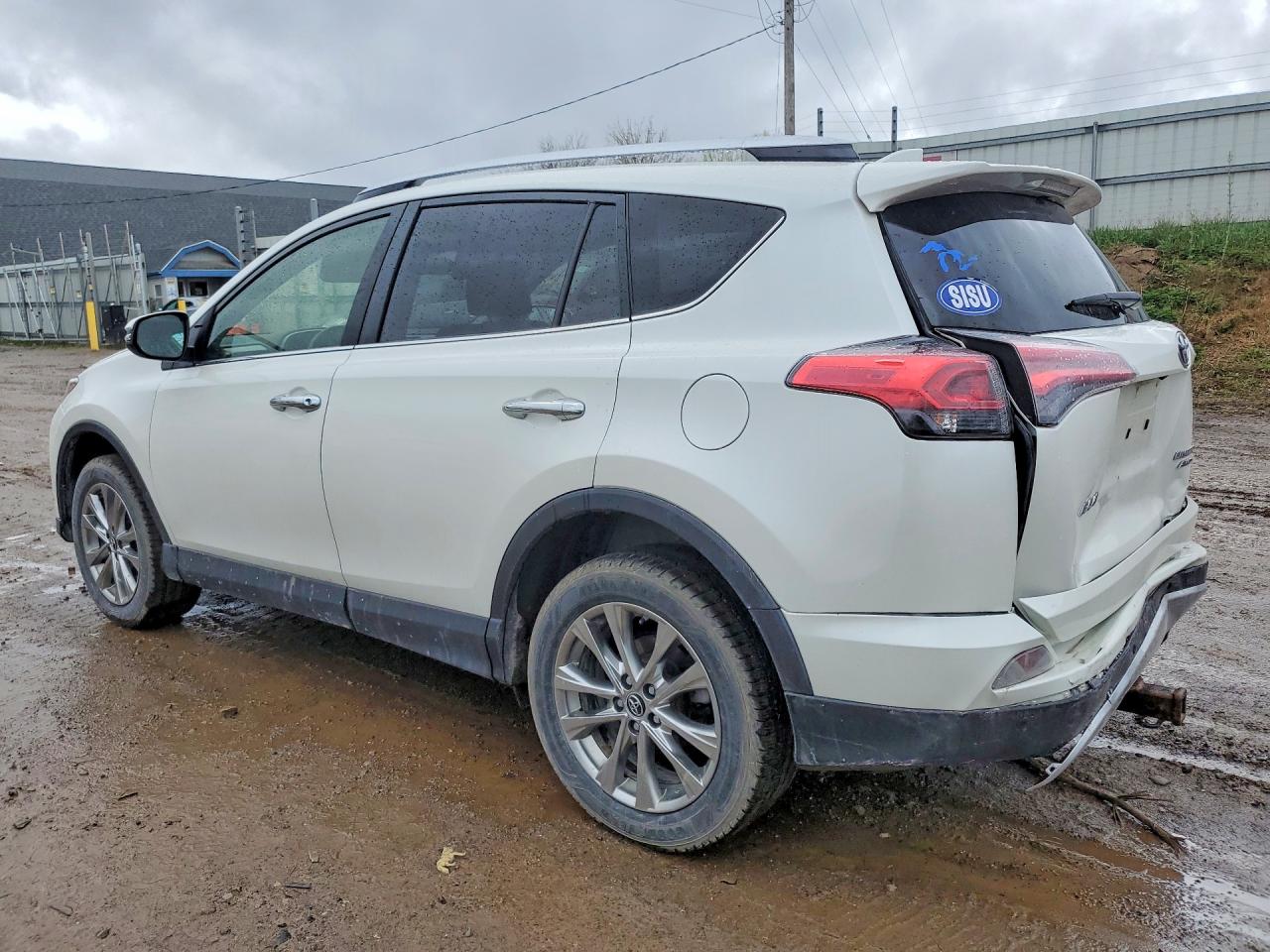 2016 TOYOTA RAV4 LIMITED photo 2