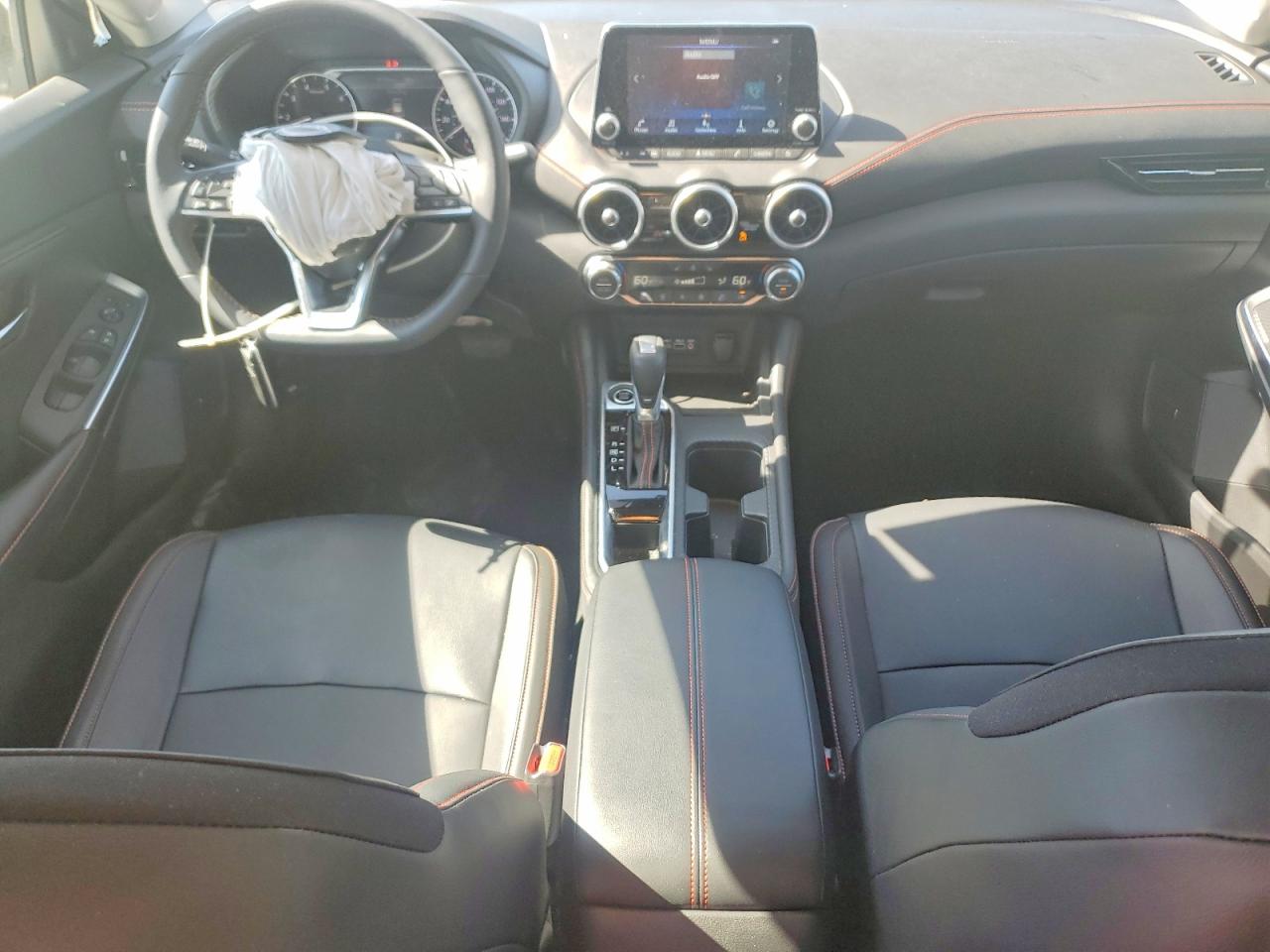 2025 NISSAN SENTRA SR photo 8