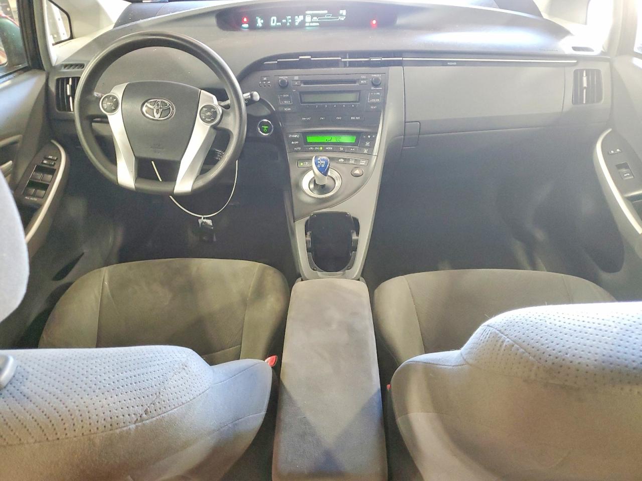 2010 TOYOTA PRIUS II photo 22