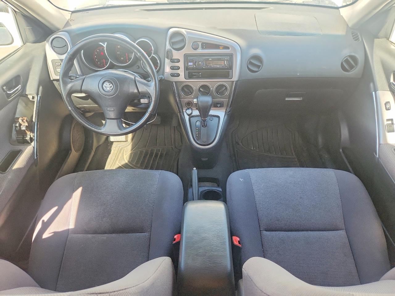 2005 TOYOTA COROLLA MATRIX XR photo 15