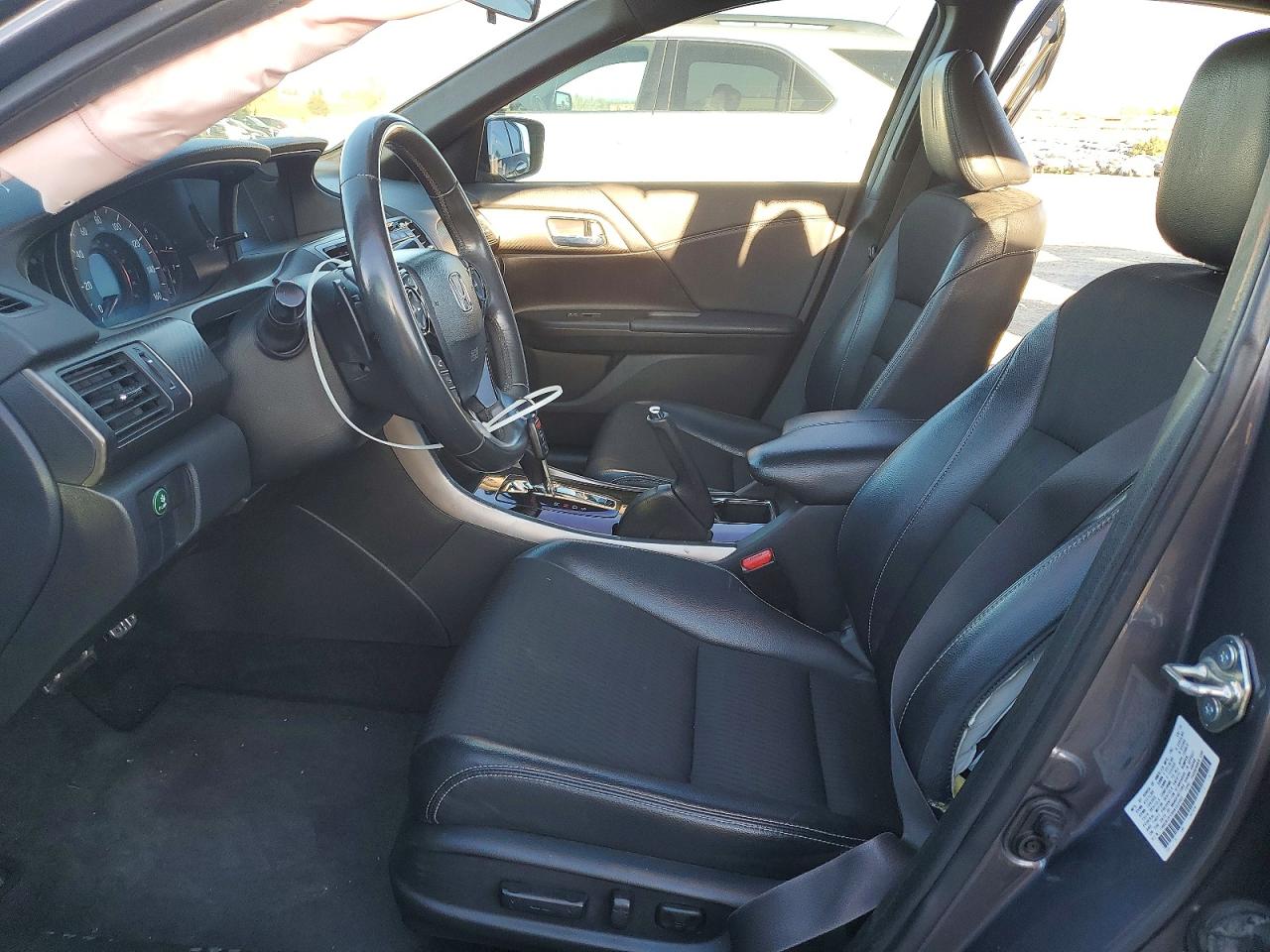 2017 HONDA ACCORD SPORT photo 13
