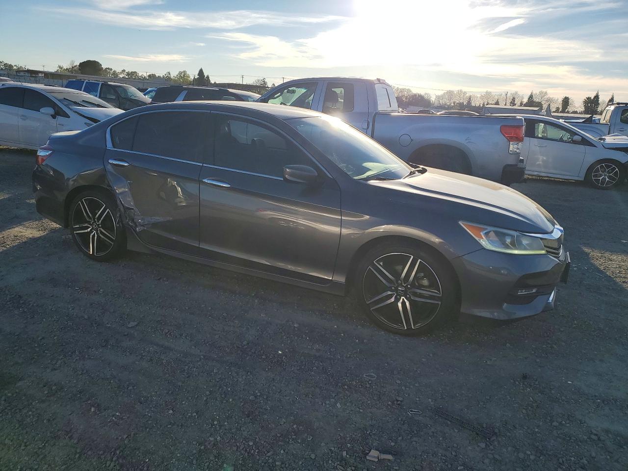 2017 HONDA ACCORD SPORT photo 7