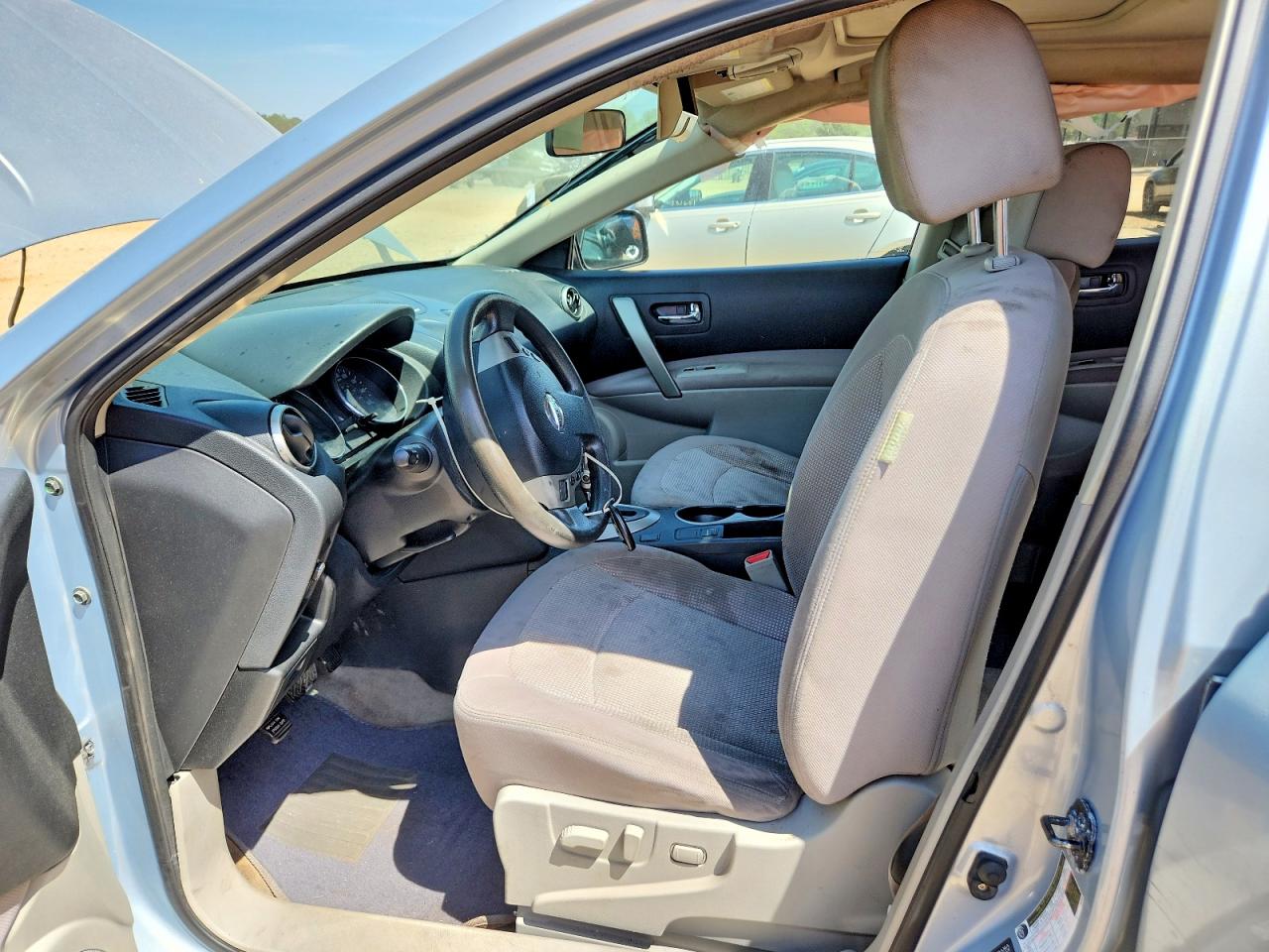 2013 NISSAN ROGUE S photo 7