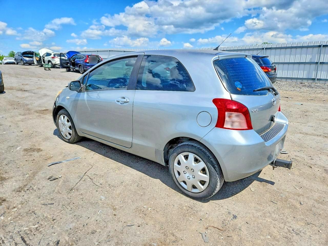 2007 TOYOTA YARIS BASE photo 3