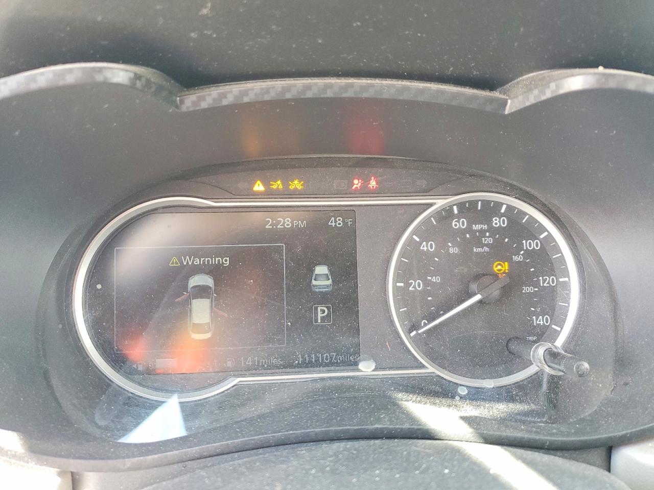 2021 NISSAN VERSA SV photo 9