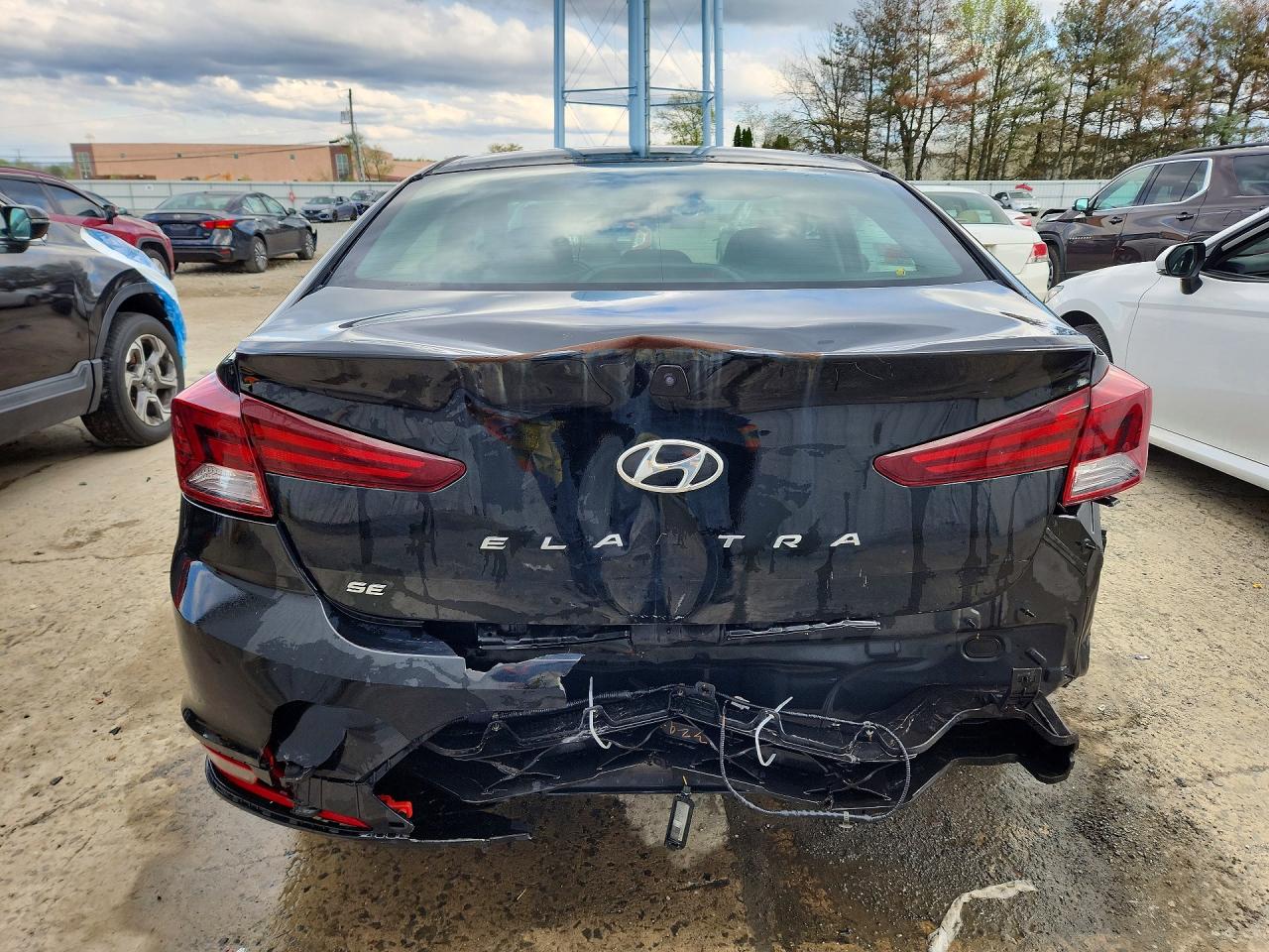 2020 HYUNDAI ELANTRA SE photo 11