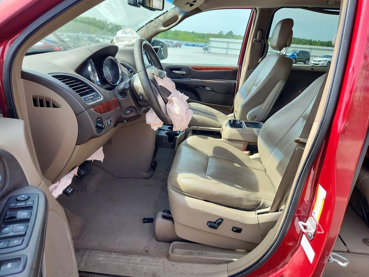 2012 CHRYSLER TOWN & COUNTRY TOURING L photo 13