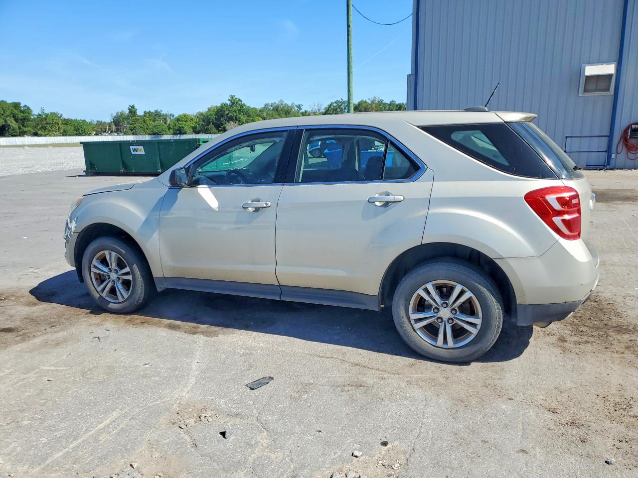 2016 CHEVROLET EQUINOX LS photo 3