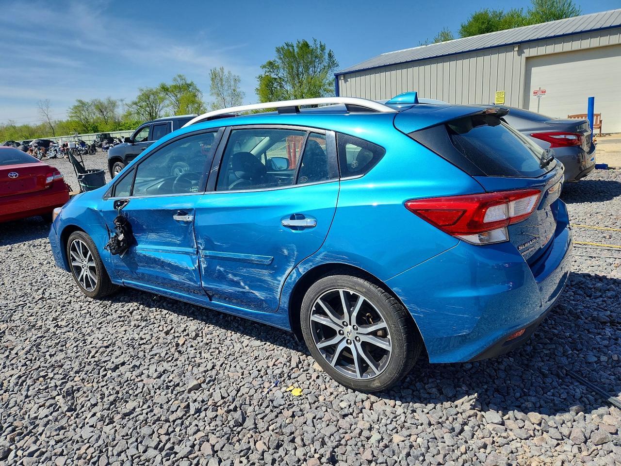 2017 SUBARU IMPREZA LIMITED photo 4