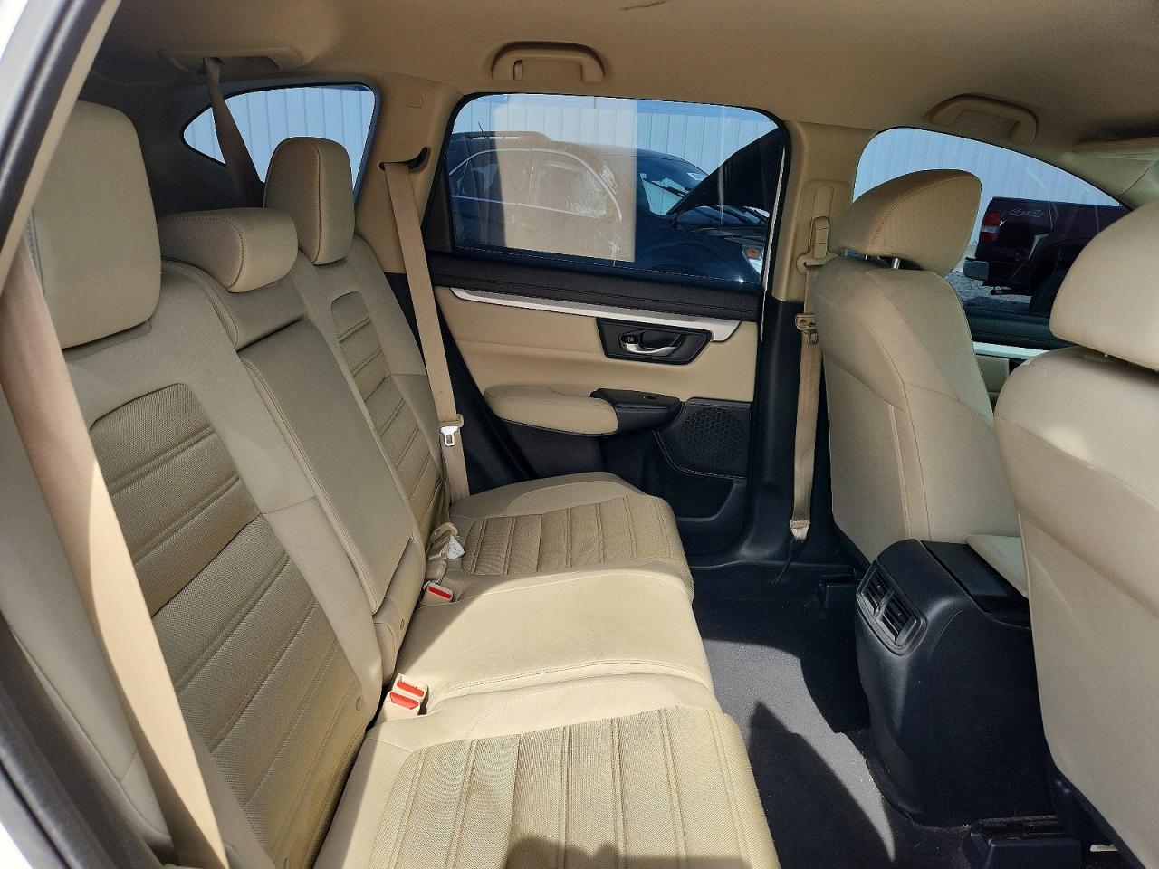 2017 HONDA CR-V LX photo 11