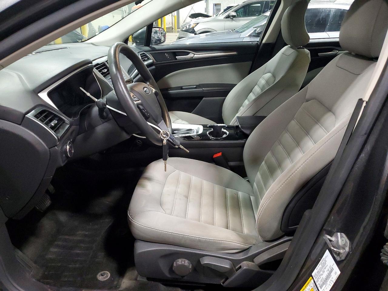 2015 FORD FUSION S photo 19
