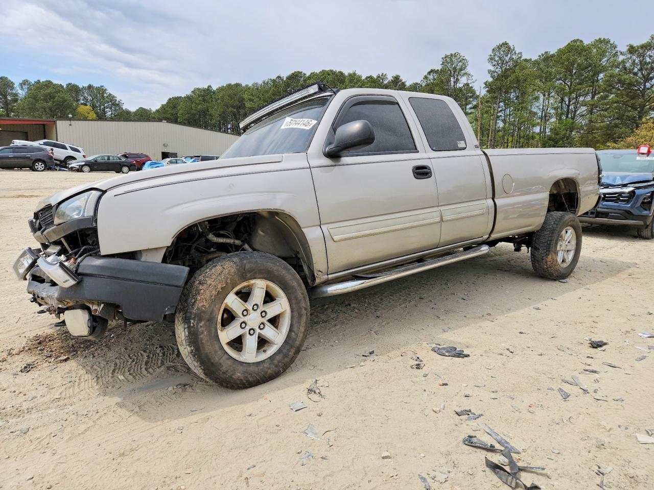 2004 CHEVROLET SILVERADO