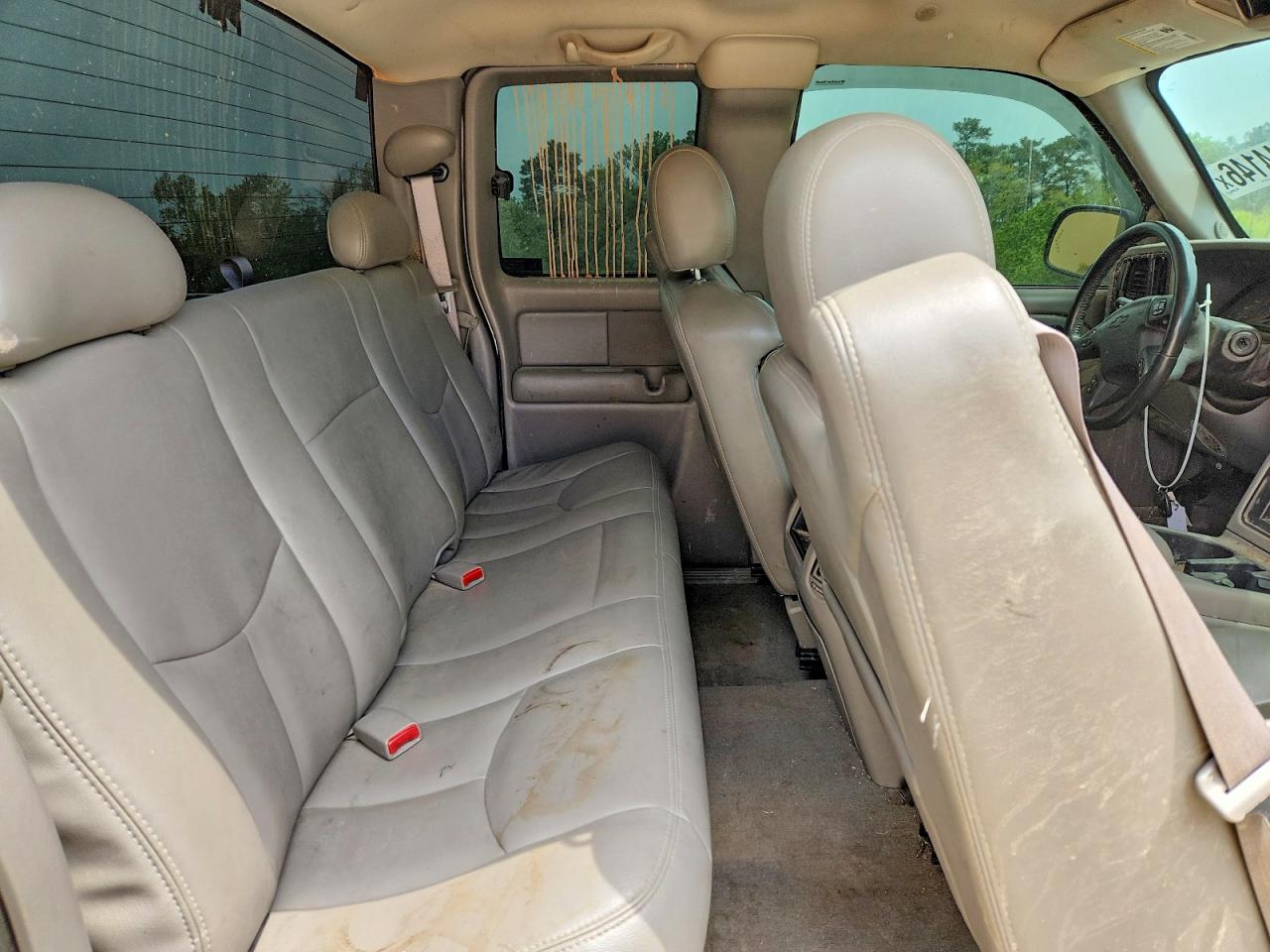 2004 CHEVROLET SILVERADO C1500 photo 19