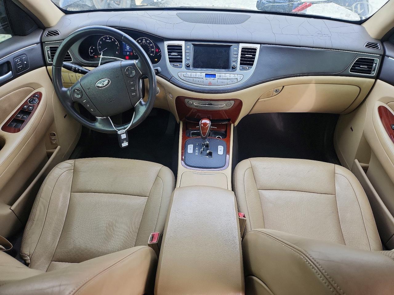 2012 HYUNDAI GENESIS 3.8L photo 15