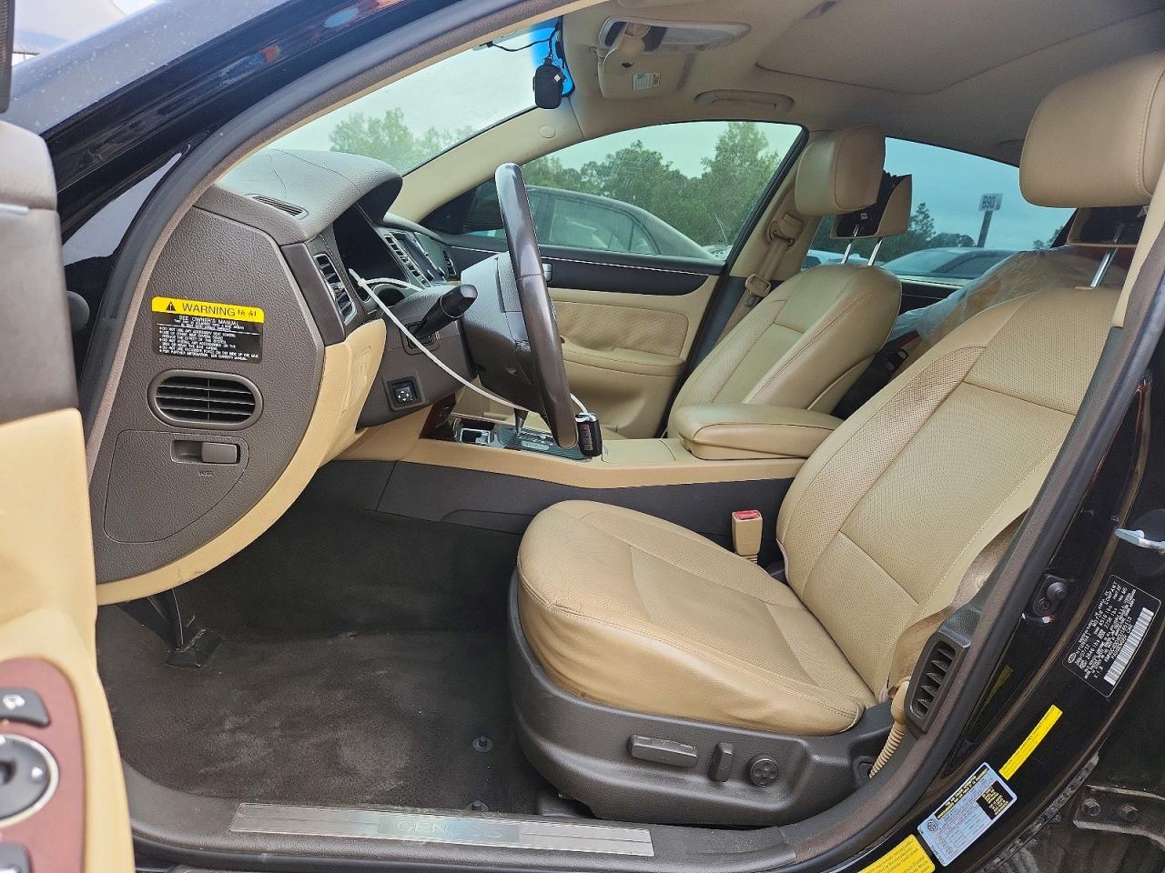 2012 HYUNDAI GENESIS 3.8L photo 13