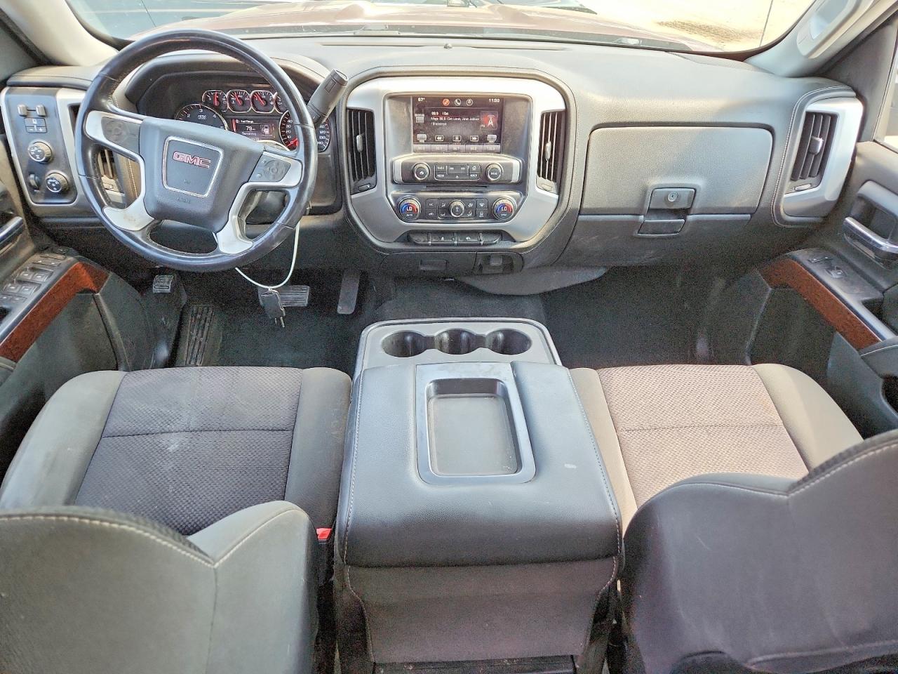 2014 GMC SIERRA K1500 SLE photo 15