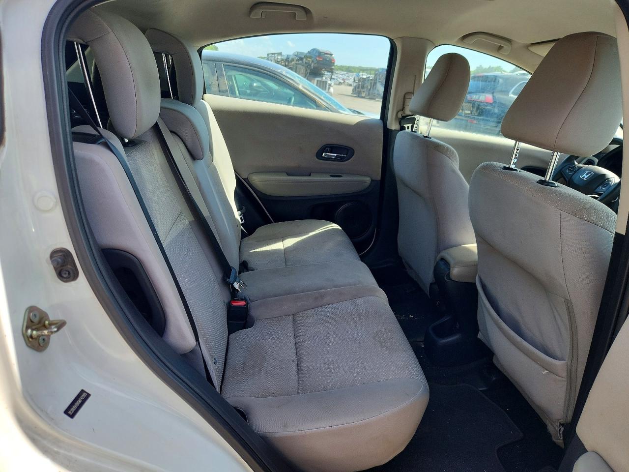 2016 HONDA HR-V LX photo 21