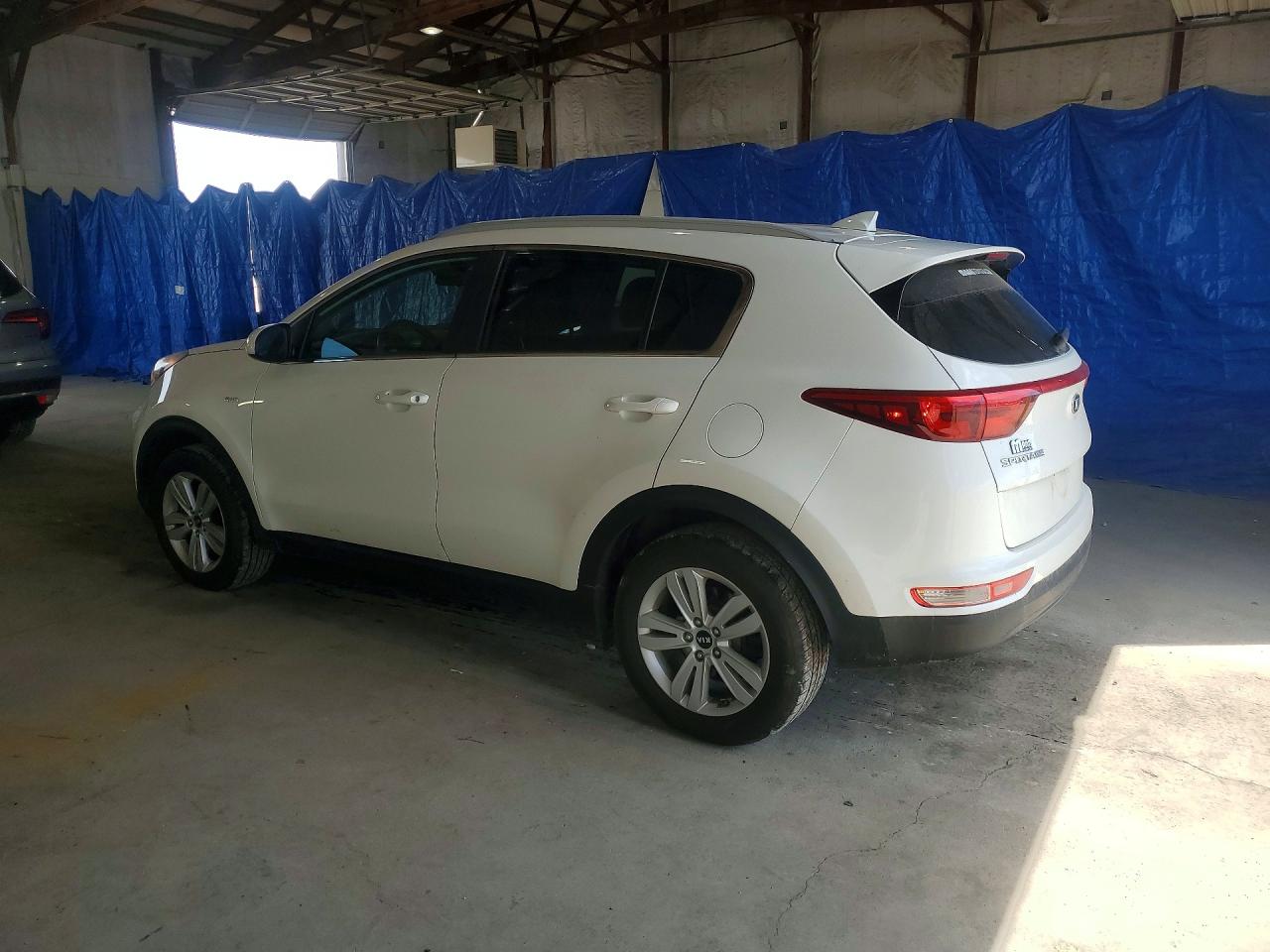 2018 KIA SPORTAGE LX photo 3