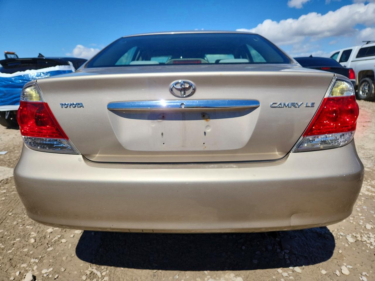 2005 TOYOTA CAMRY LE photo 6