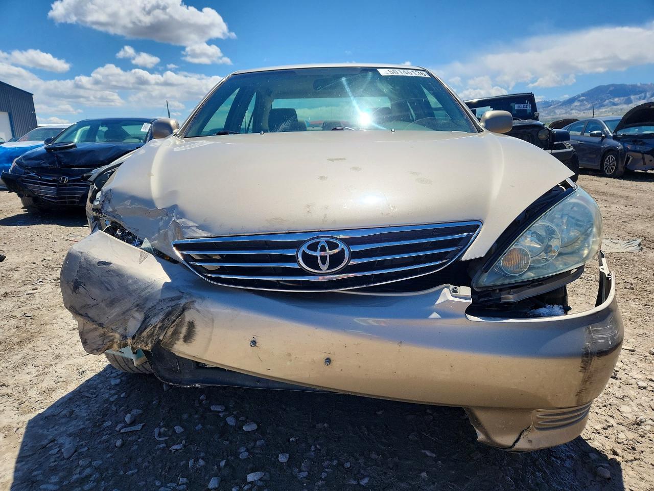 2005 TOYOTA CAMRY LE photo 5