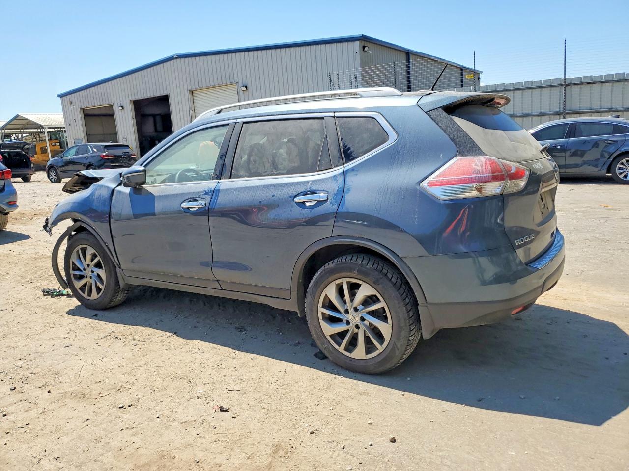 2014 NISSAN ROGUE SL photo 2