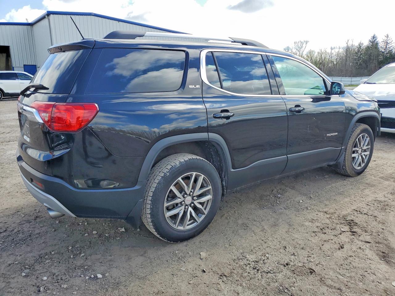 2019 GMC ACADIA SLE photo 3
