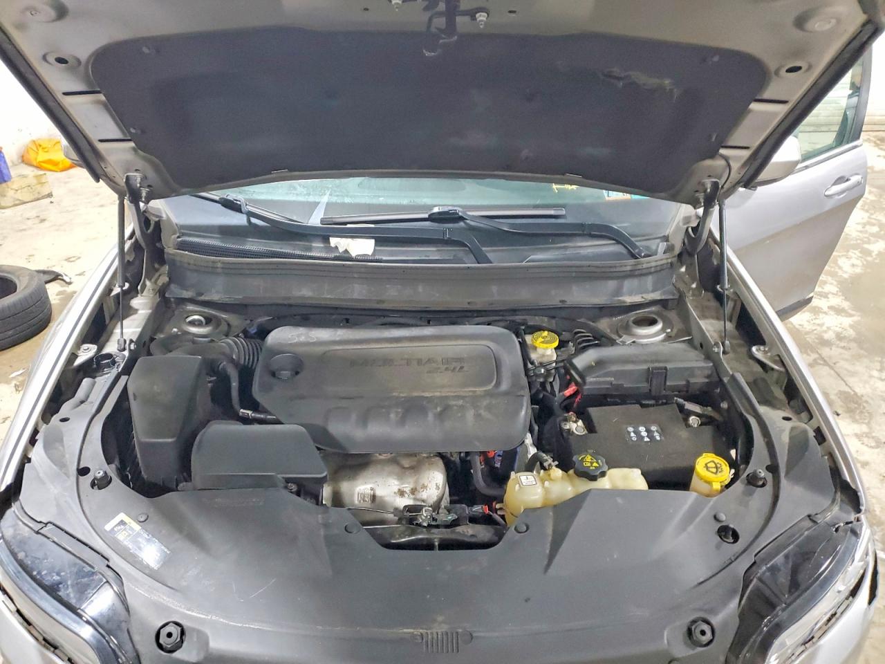 2019 JEEP CHEROKEE LIMITED photo 34
