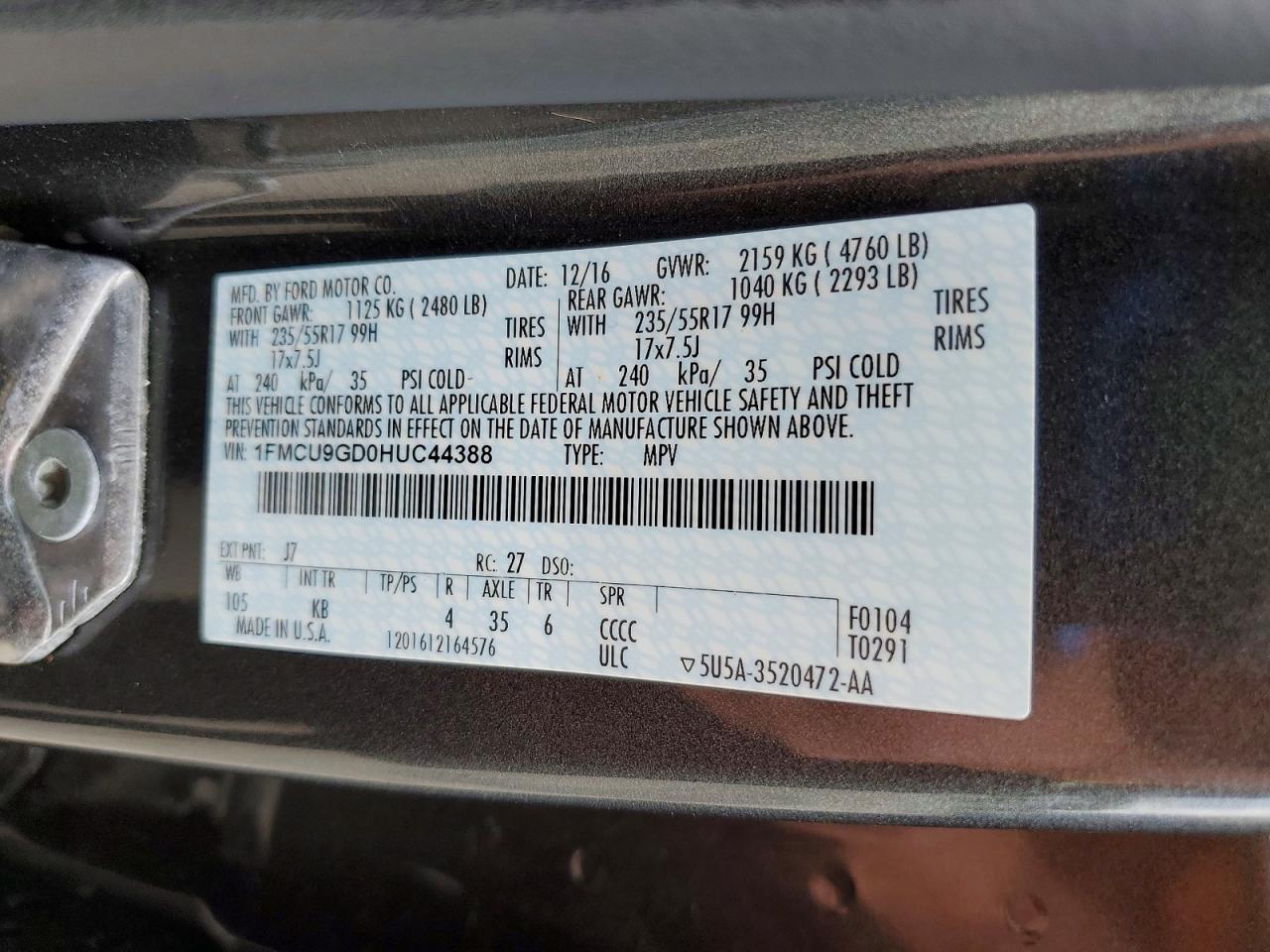 2017 FORD ESCAPE SE photo 37