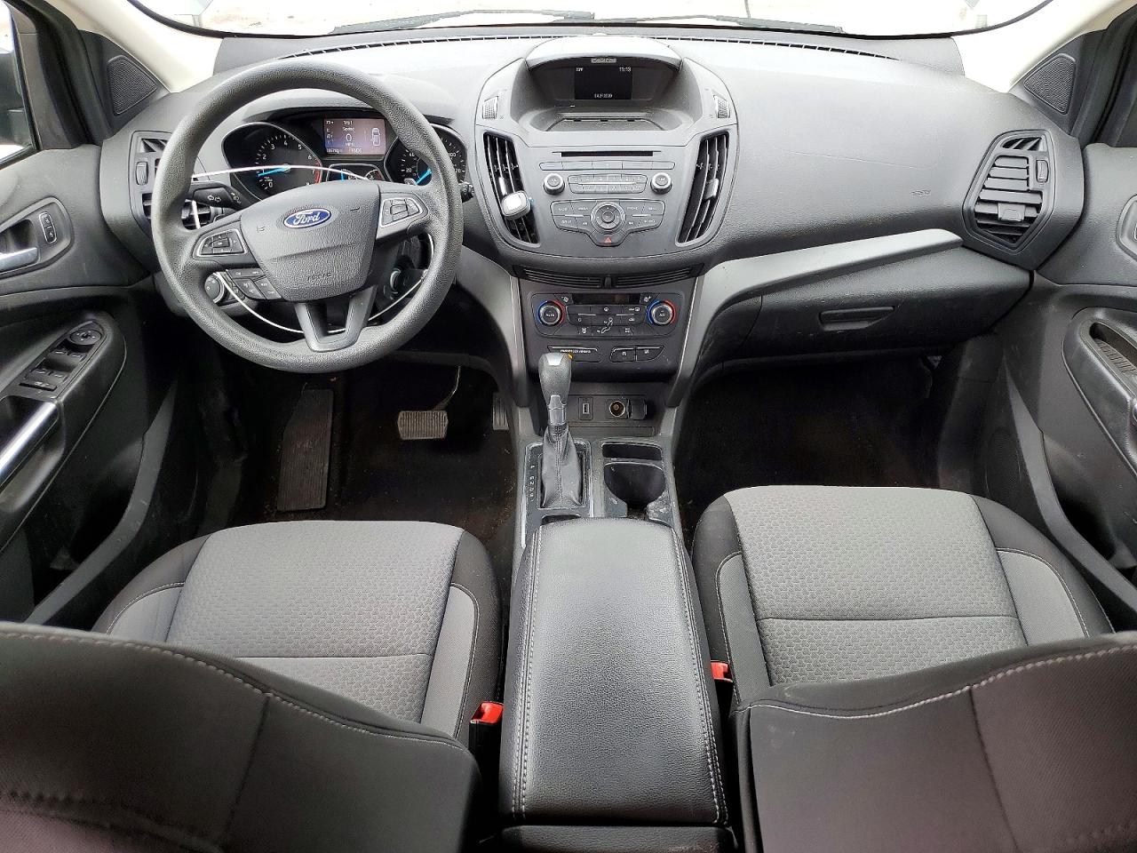 2017 FORD ESCAPE SE photo 22