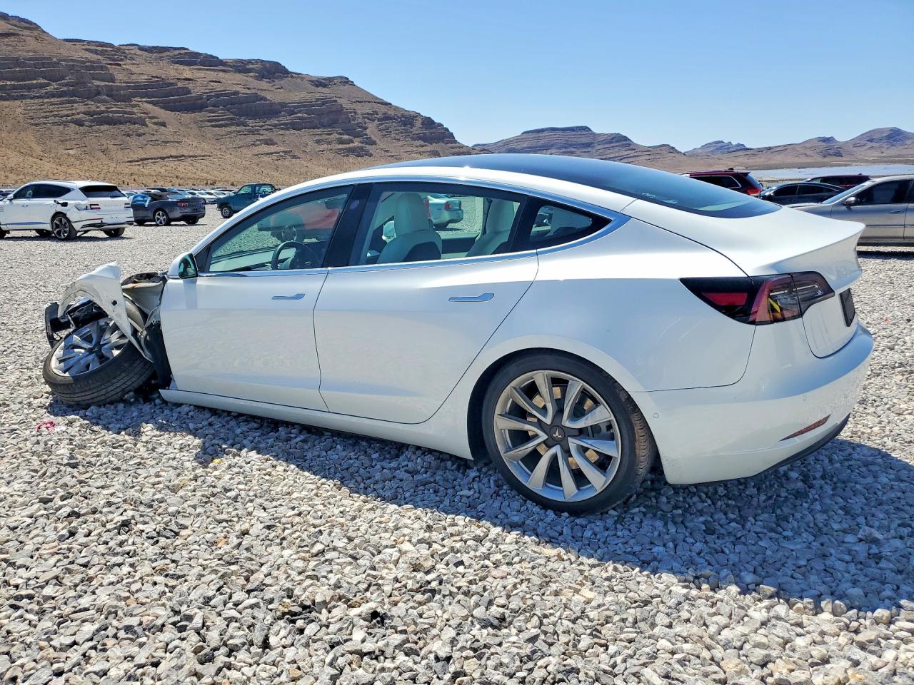 2019 TESLA MODEL 3 photo 3