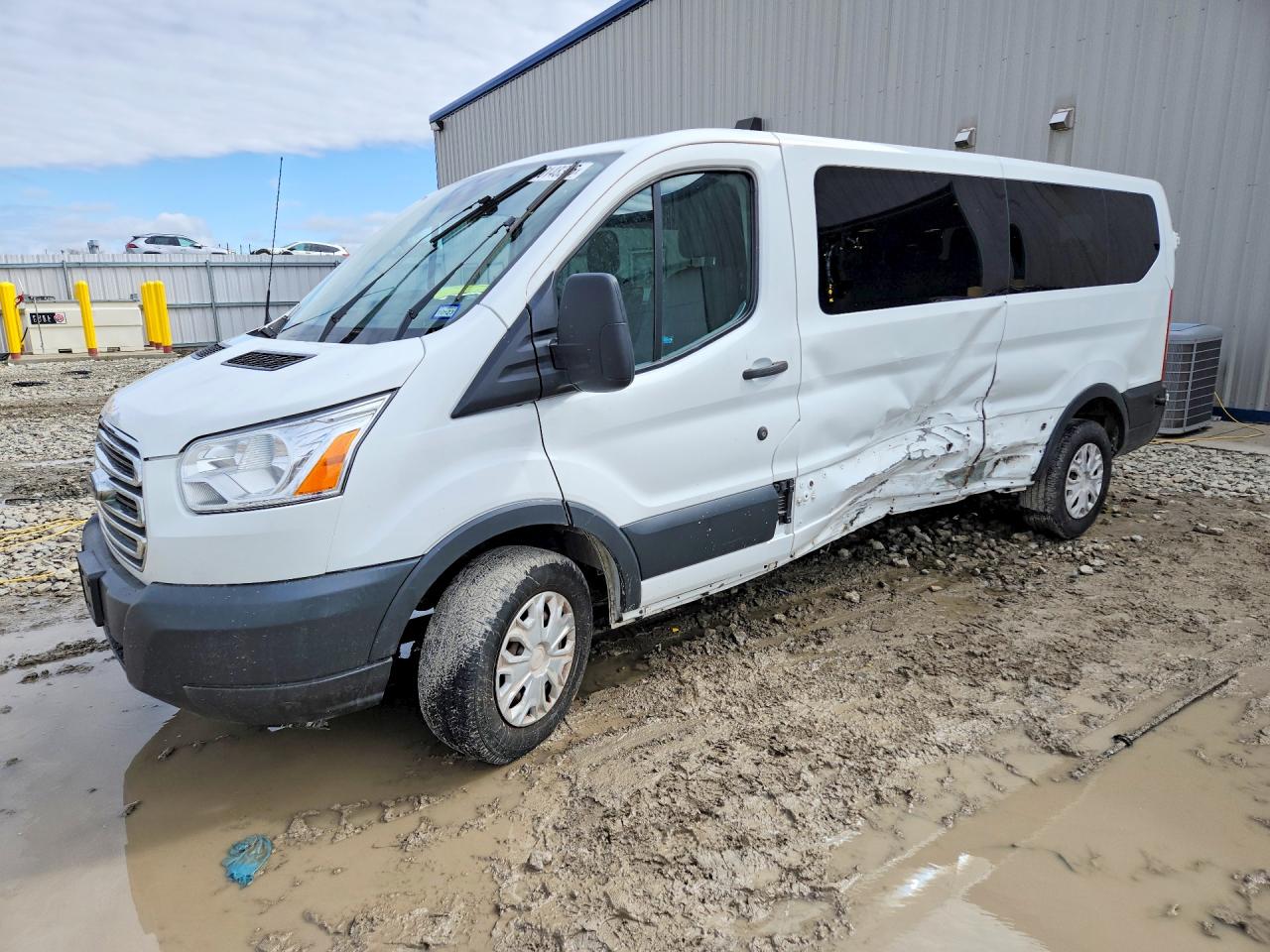 2017 FORD TRANSIT