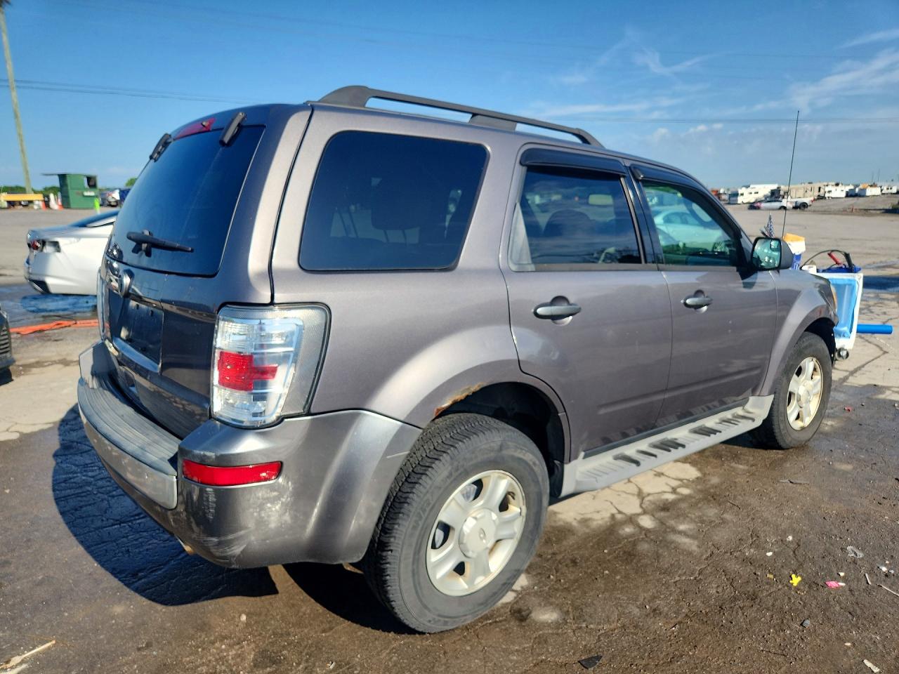 2011 MERCURY MARINER photo 5