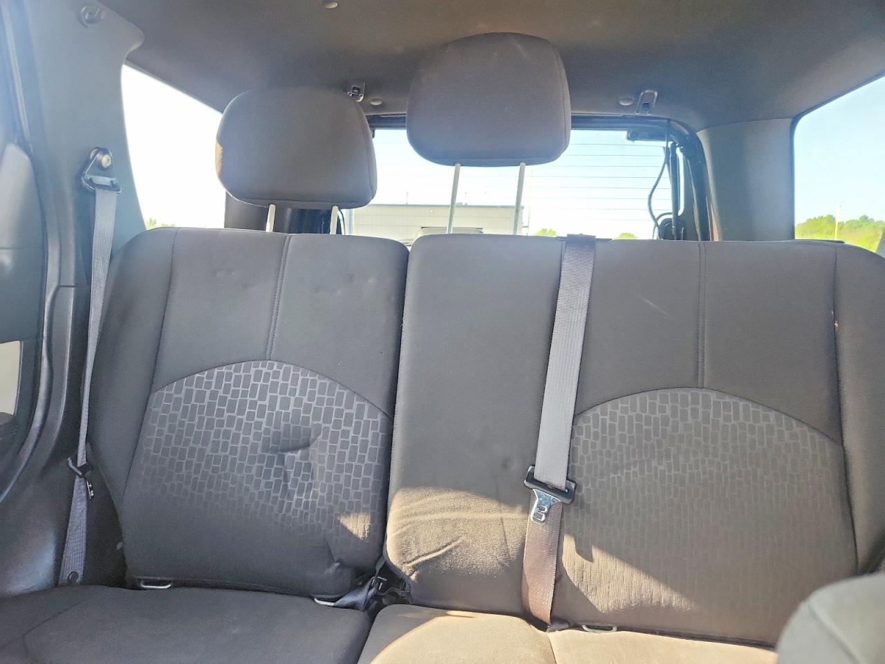 2011 MERCURY MARINER photo 19