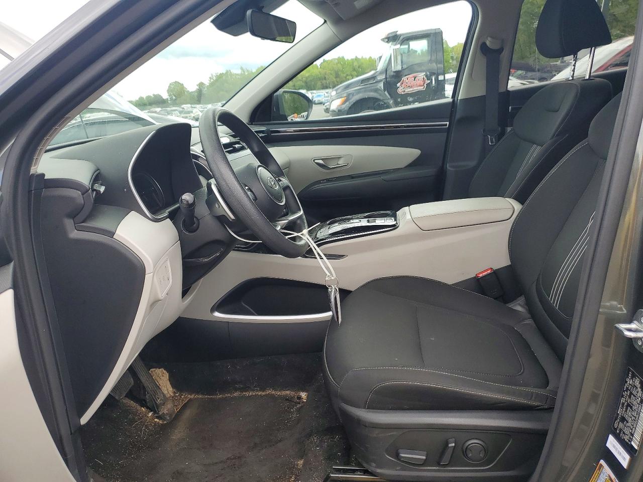 2024 HYUNDAI TUCSON SEL photo 13